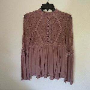 American Eagle Elegant Lace Top in Mauve, Size Small